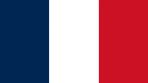 岁月无痕，50岁依然棒球服时尚打卡，赛场风采照美艳动人！