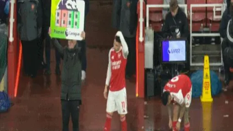 费兰激励：错过良机莫气馁，下一球务必把握！